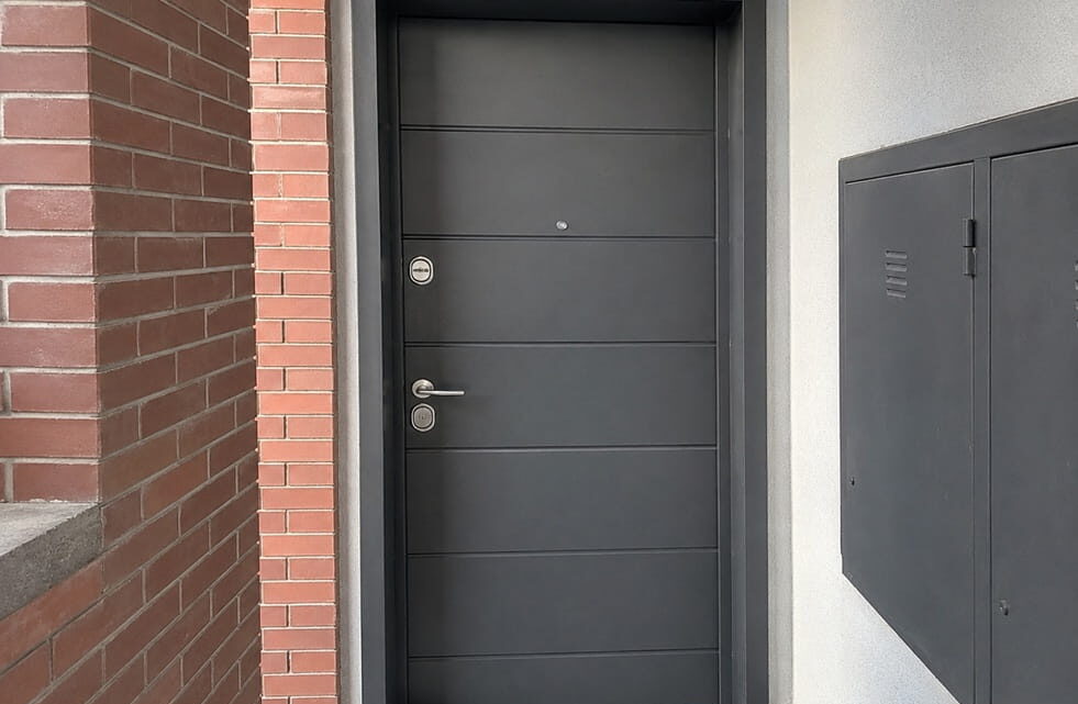 Puertas acorazadas en Amposta